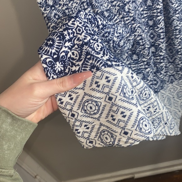 🎀NWT White and a Navy Blue dress! - Picture 3 of 10